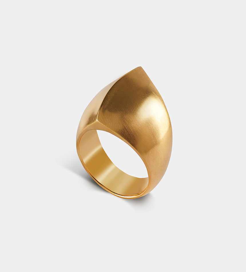Shield Ring