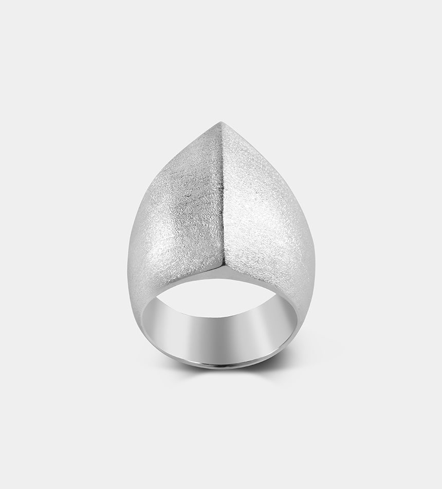 Shield Ring
