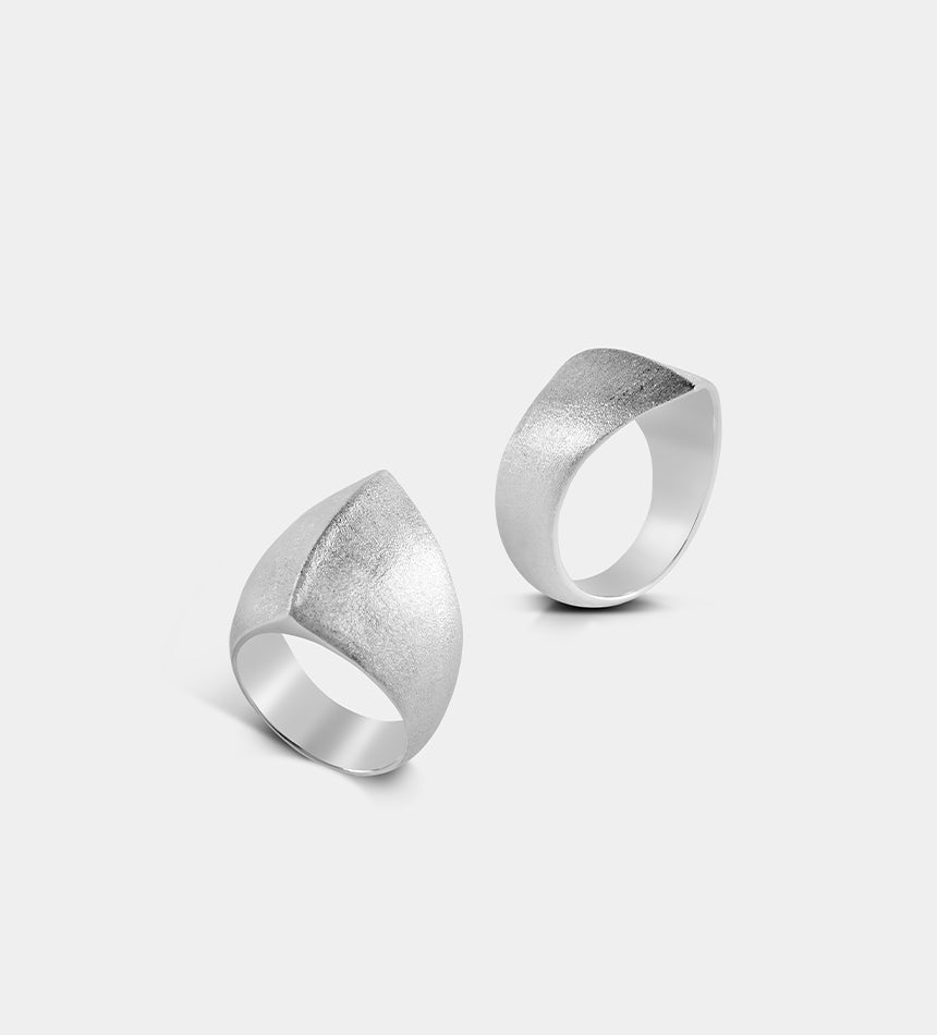 Shield Ring