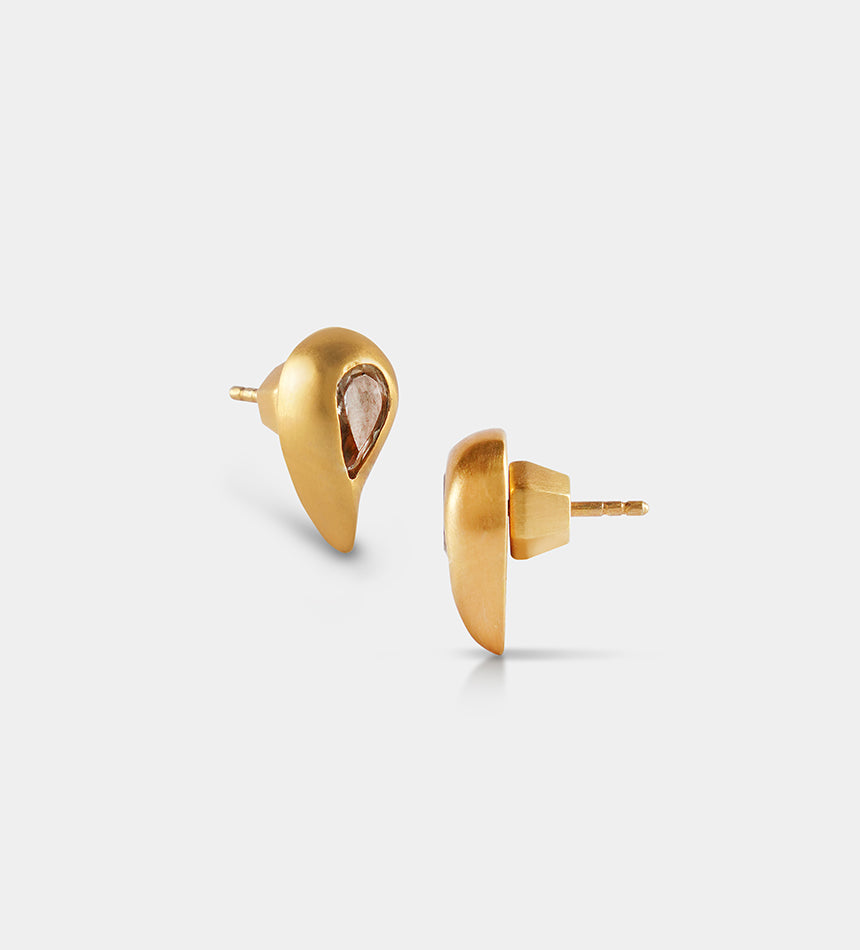 Talon Studs