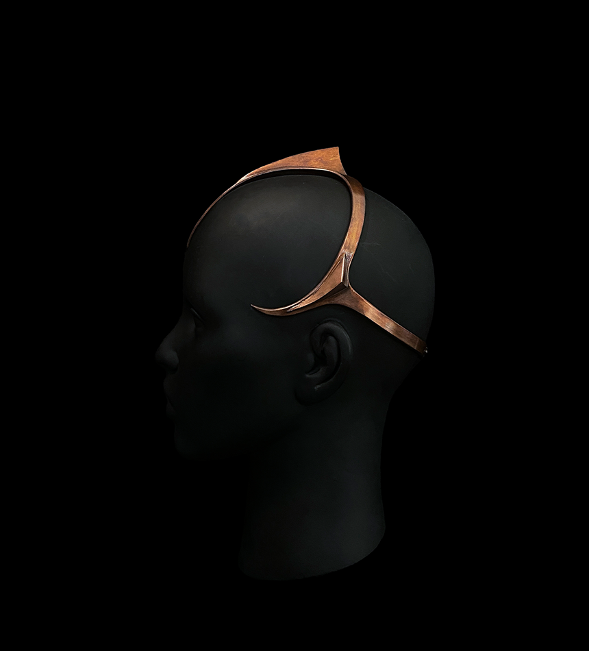 Fin Crown