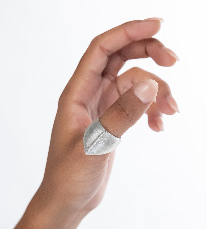 Shield Ring