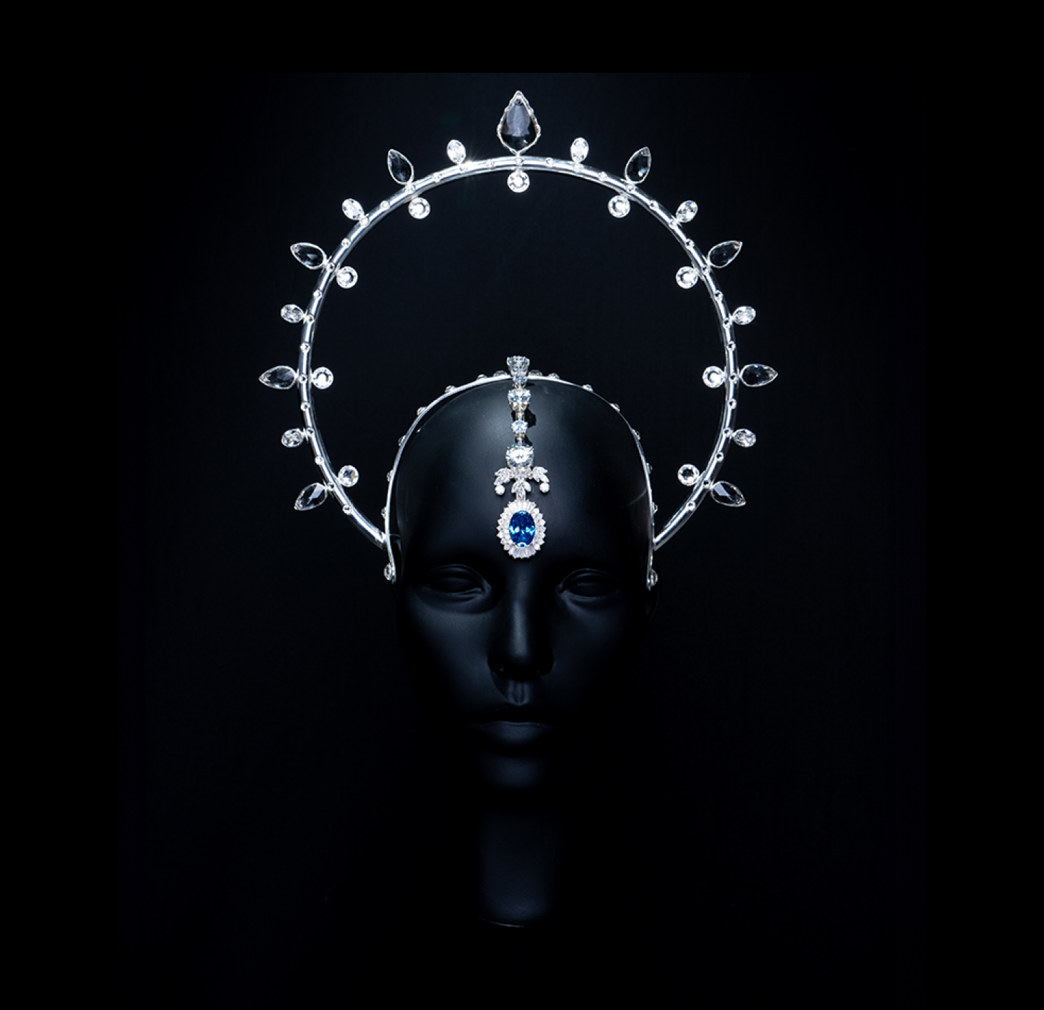 Aura Crown cover image
